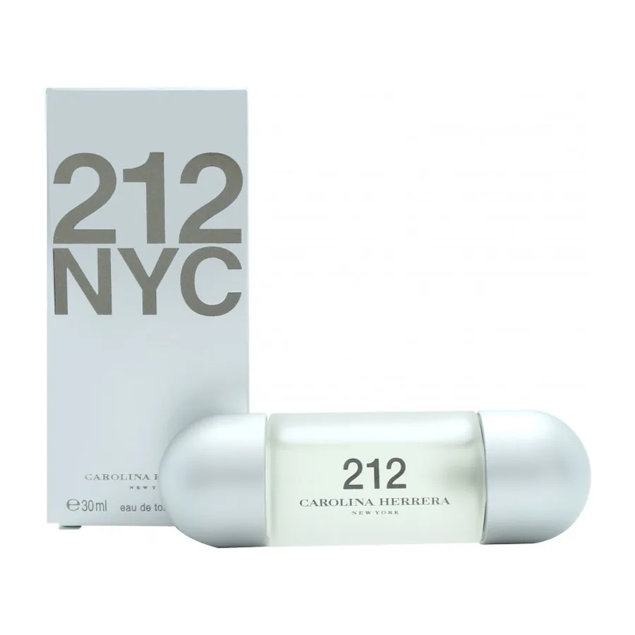 Carolina Herrera 212 NYC Eau de Toilette Spray 50ml